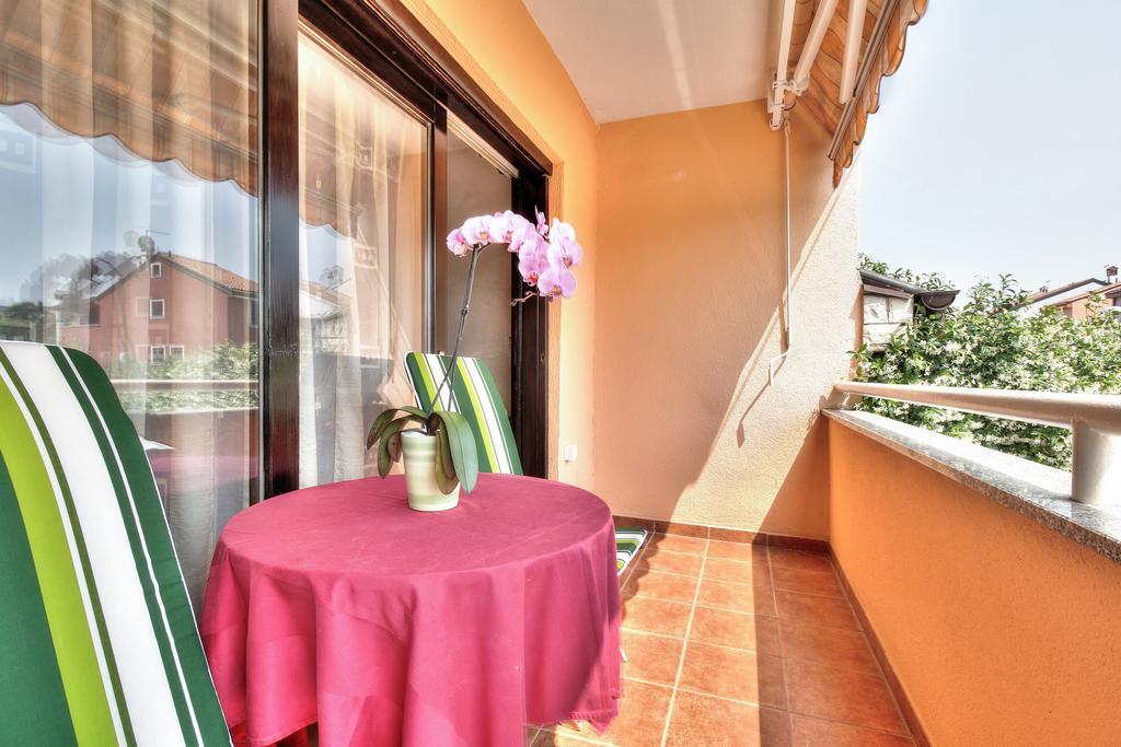 Apartment Roko Umag Exterior photo